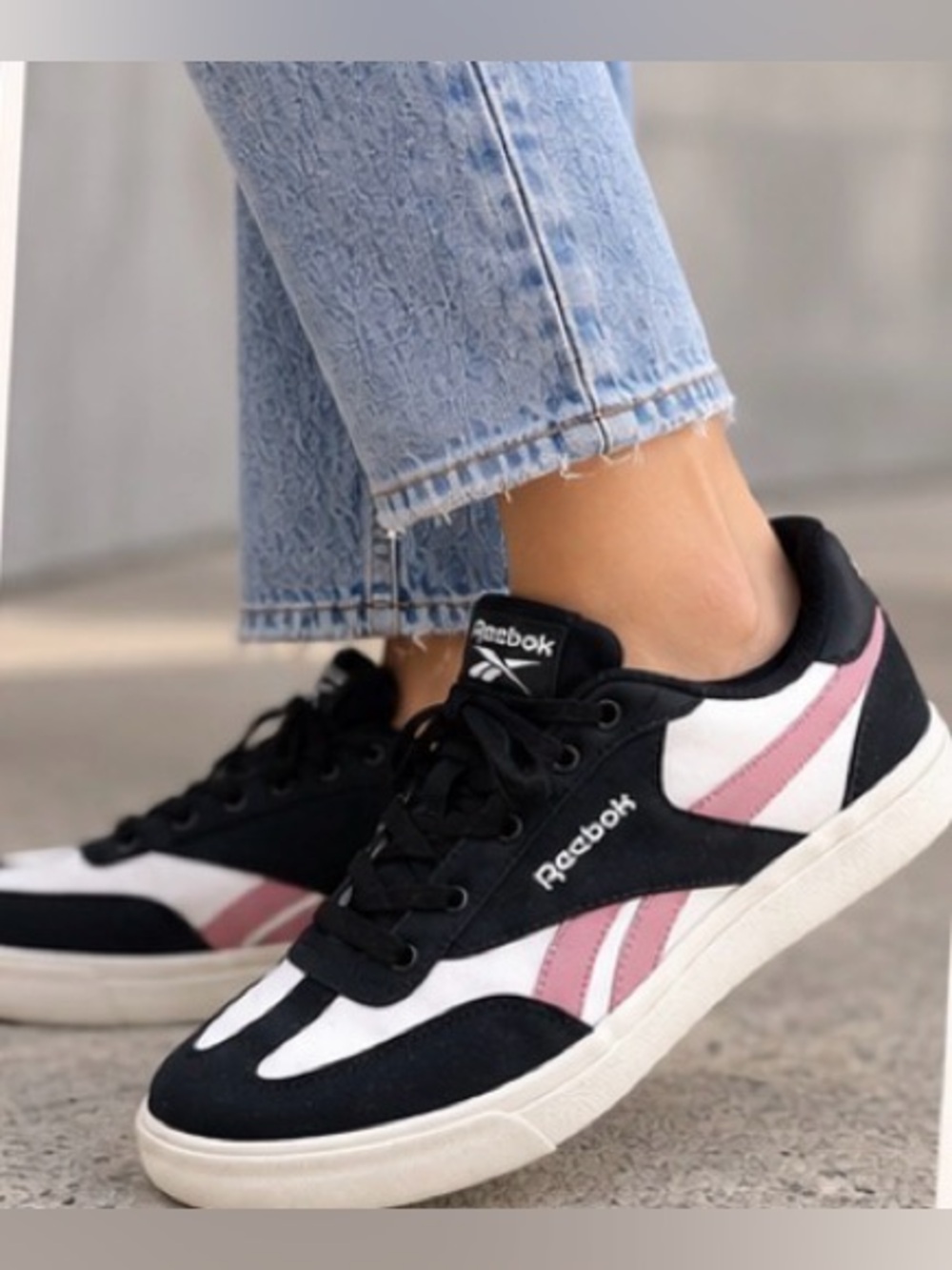 Reebok Women’s Retro Court Sneakers Size 8.5 Black White Pink Casual Shoes